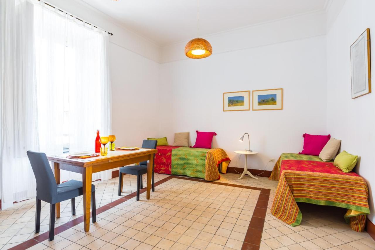 Lopez 20 A Big Family Apartment By Napoliapartments Kültér fotó