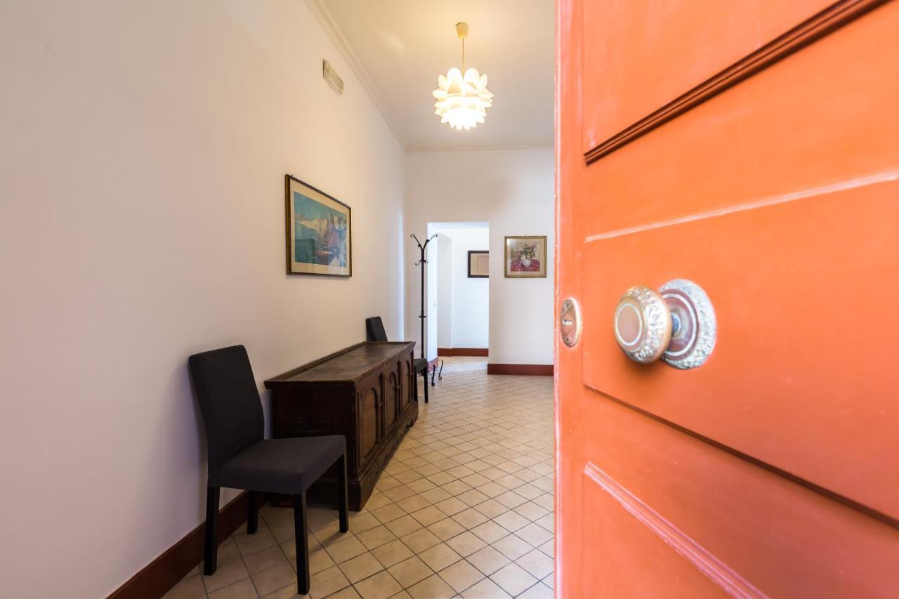 Lopez 20 A Big Family Apartment By Napoliapartments Kültér fotó
