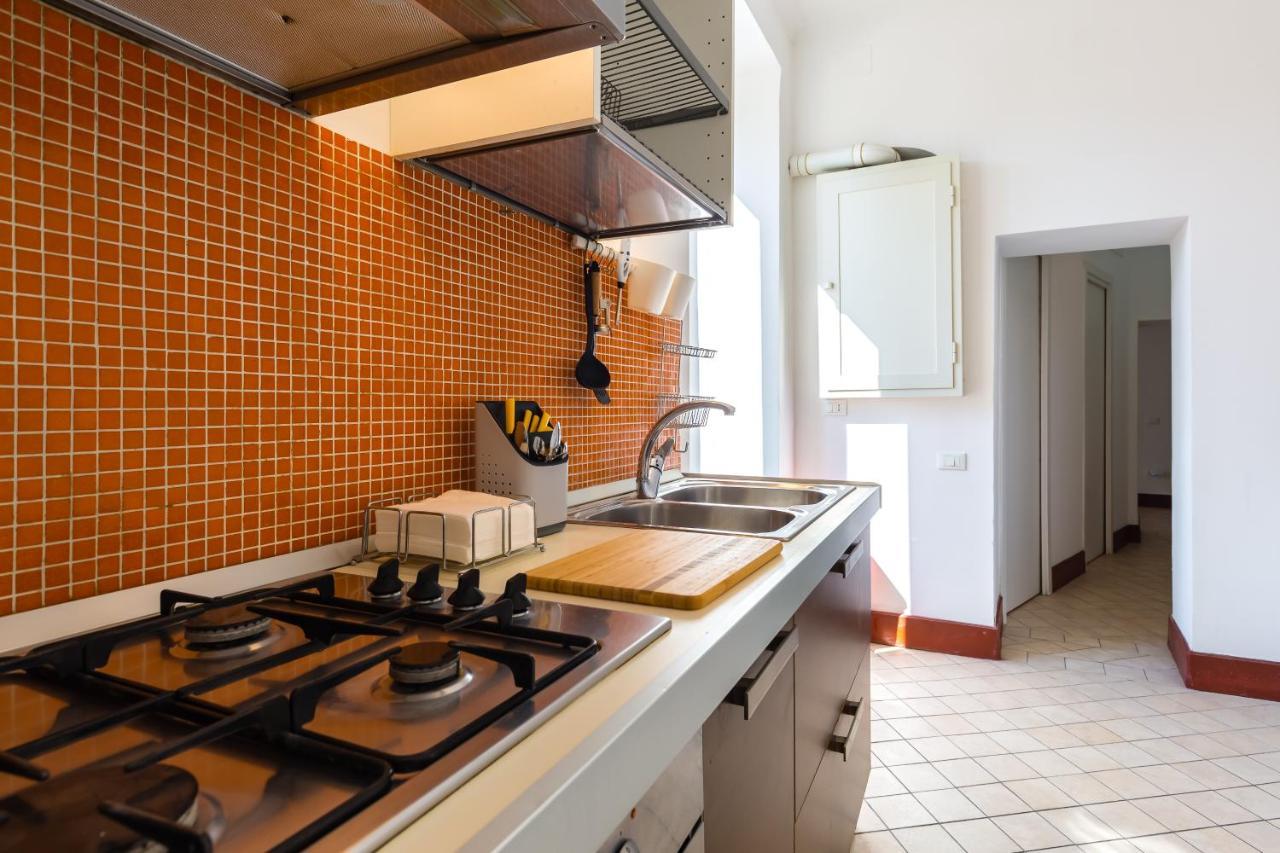Lopez 20 A Big Family Apartment By Napoliapartments Kültér fotó