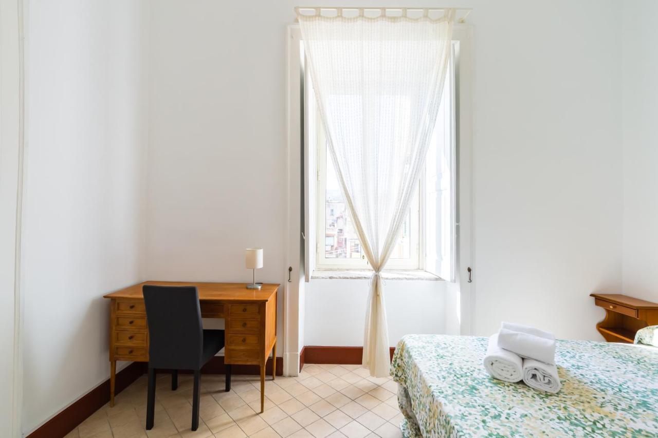 Lopez 20 A Big Family Apartment By Napoliapartments Kültér fotó